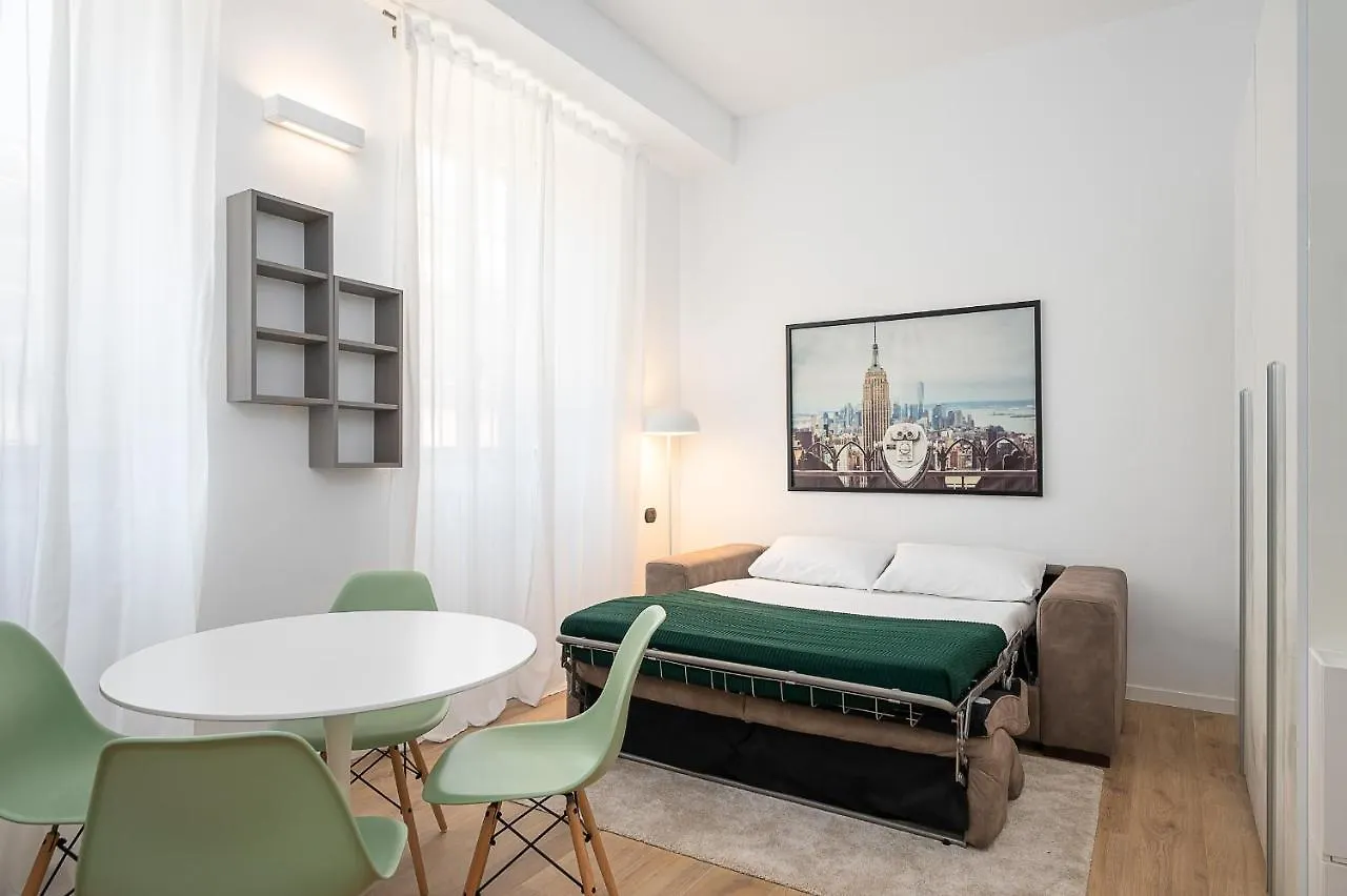 Hemeras Boutique Homes - Open Space 10Min From The Center Milan 0*,  Italy